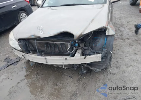 2009 Mercedes-Benz C 300 Luxury from USA, damaged, VIN WDDGF54XX9F218450